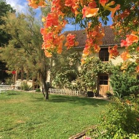 مبيت وإفطار Fontaine-sur-Ay Le Clos De La Livre المظهر الخارجي الصورة